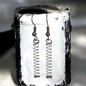 5 For $25💫GunMetal Coiled Wire Spring Punk Dangles